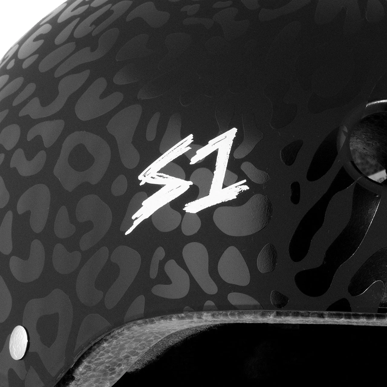 S1 Lifer Helmet - Matt Black Leopard 3 S1 Lifer Helmet - Matt Black Leopard - Image 3